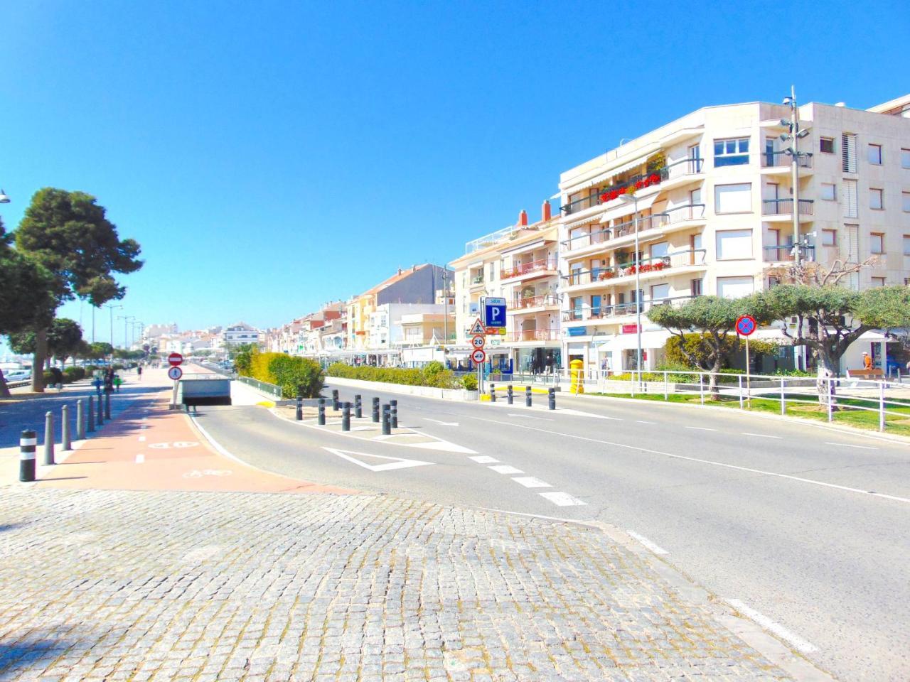 Apartaments Voramar Cambrils Exterior photo